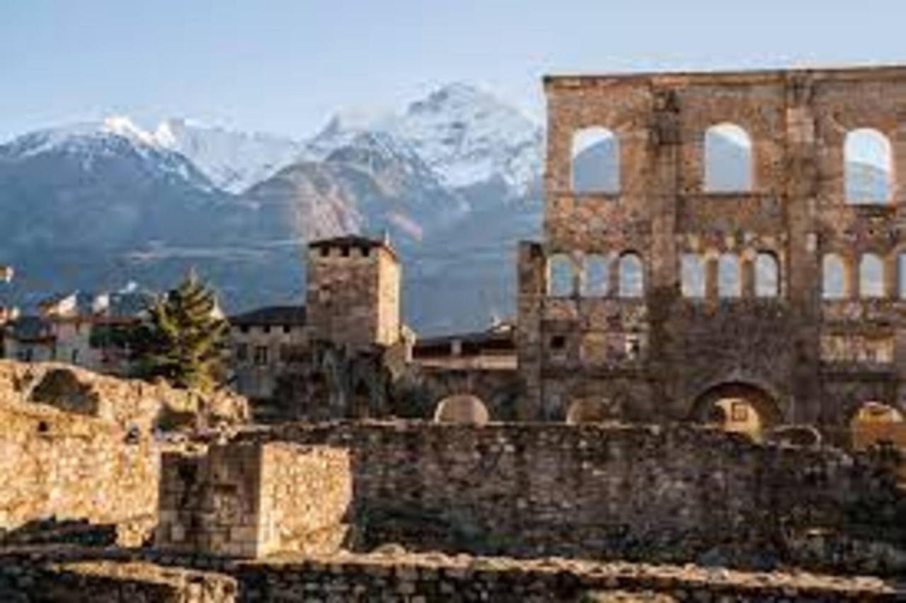 Arco Iris Sarre Apartment Aosta Exterior photo